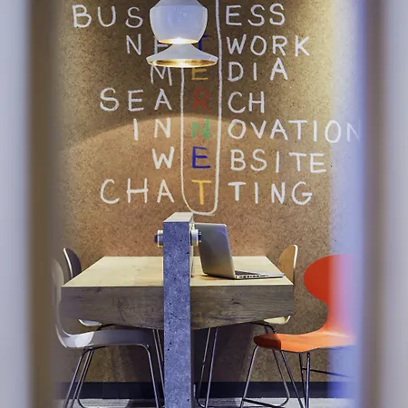 فندق Ibis Toulon Sur 3*