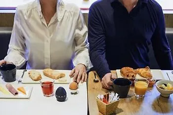 Ibis Toulon Sur فندق