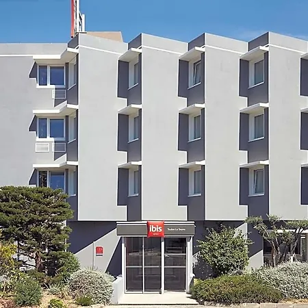 Ibis Toulon Sur 3* لا سين سور مير