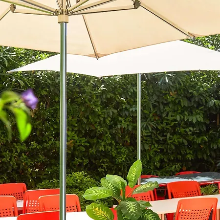 Ibis Toulon Sur Hotel 3*