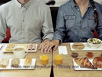 土伦滨海拉塞纳宜必思酒店 滨海拉塞讷