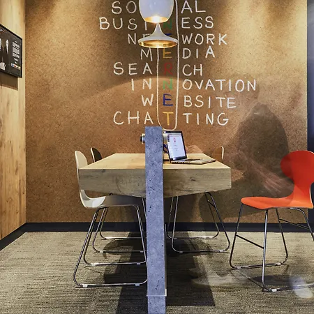 Ibis Toulon Sur لا سين سور مير