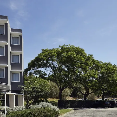 Ibis Toulon Sur لا سين سور مير