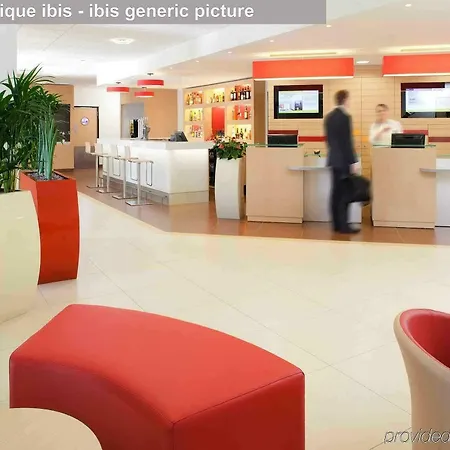 فندق Ibis Toulon Sur لا سين سور مير