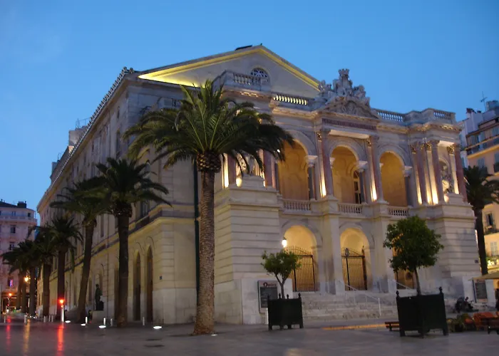 Ibis Toulon Sur Hotel