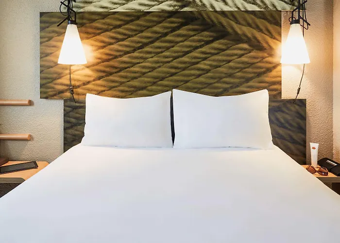 Hotel Ibis Toulon Sur 3*