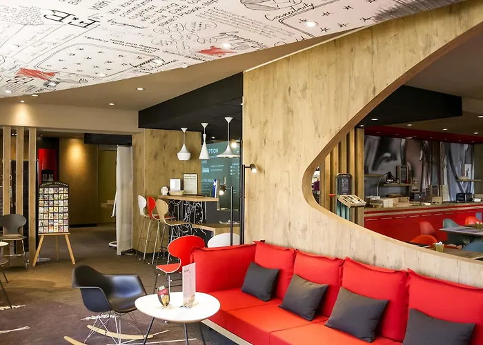 Ibis Toulon Sur