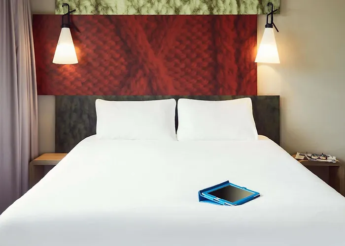 Ibis Toulon Sur 3*