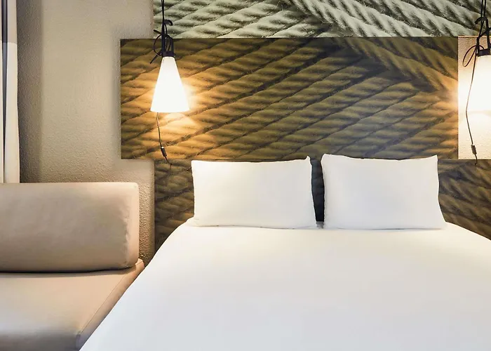 Hotel Ibis Toulon Sur 3*
