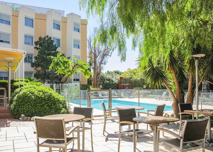 Ibis Toulon Sur 3* La Seyne-sur-Mer