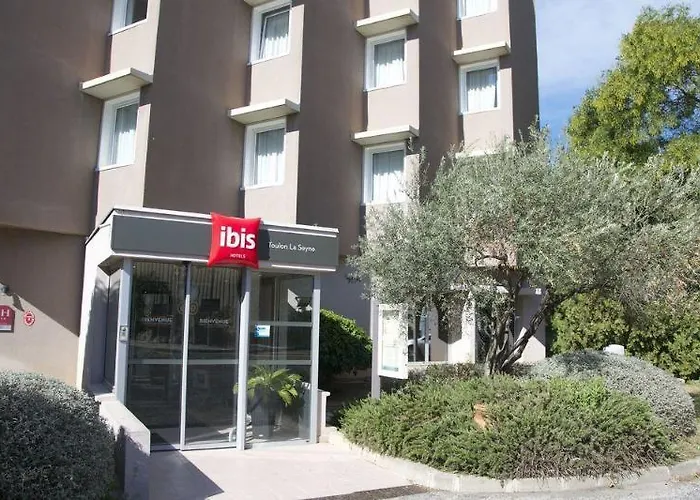 Ibis Toulon Sur 3*
