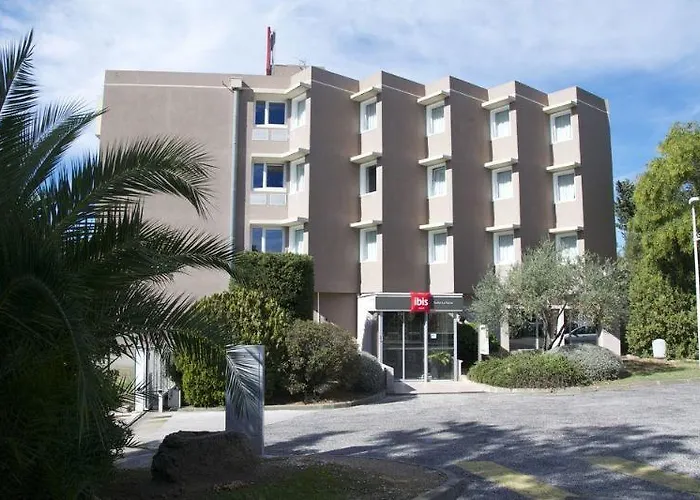 Hotel Ibis Toulon Sur 3*
