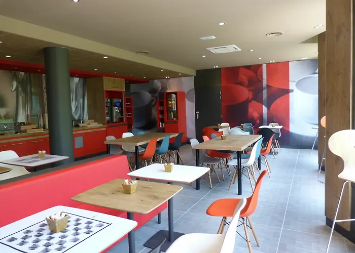 Hotel Ibis Toulon Sur 3*