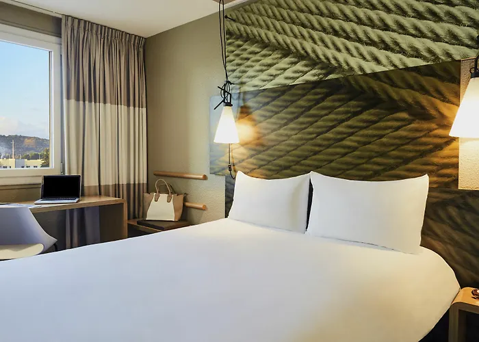 Ibis Toulon Sur Hotel